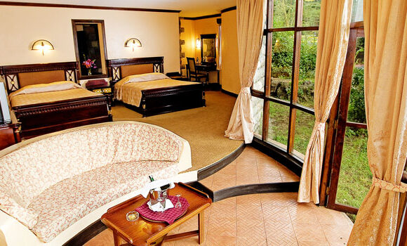 5 DAYS PRIVATE BEST MAASAI MARA AMBOSELI LODGE SAFARI